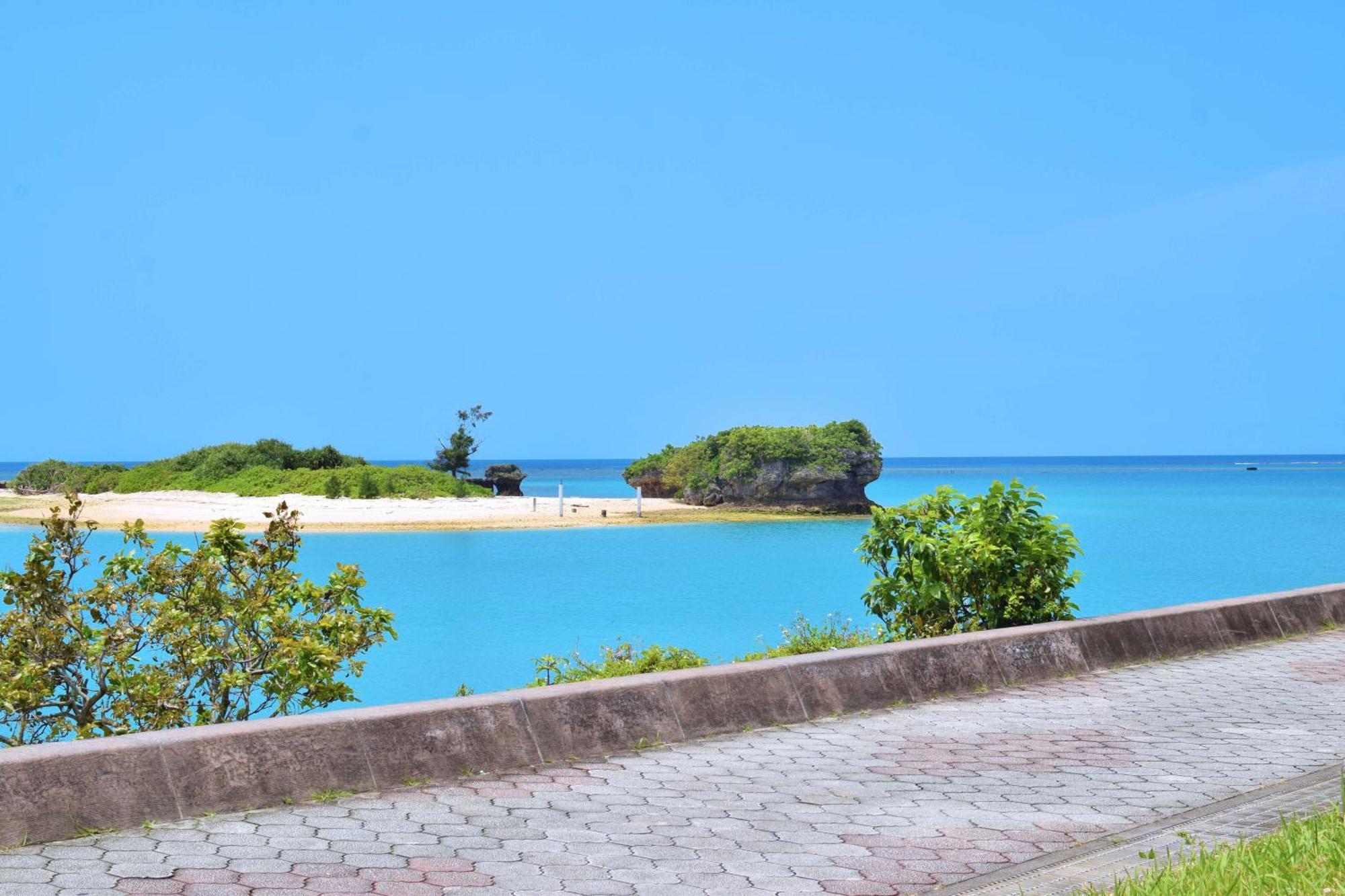 Breaky Hotel Chatan Exterior foto